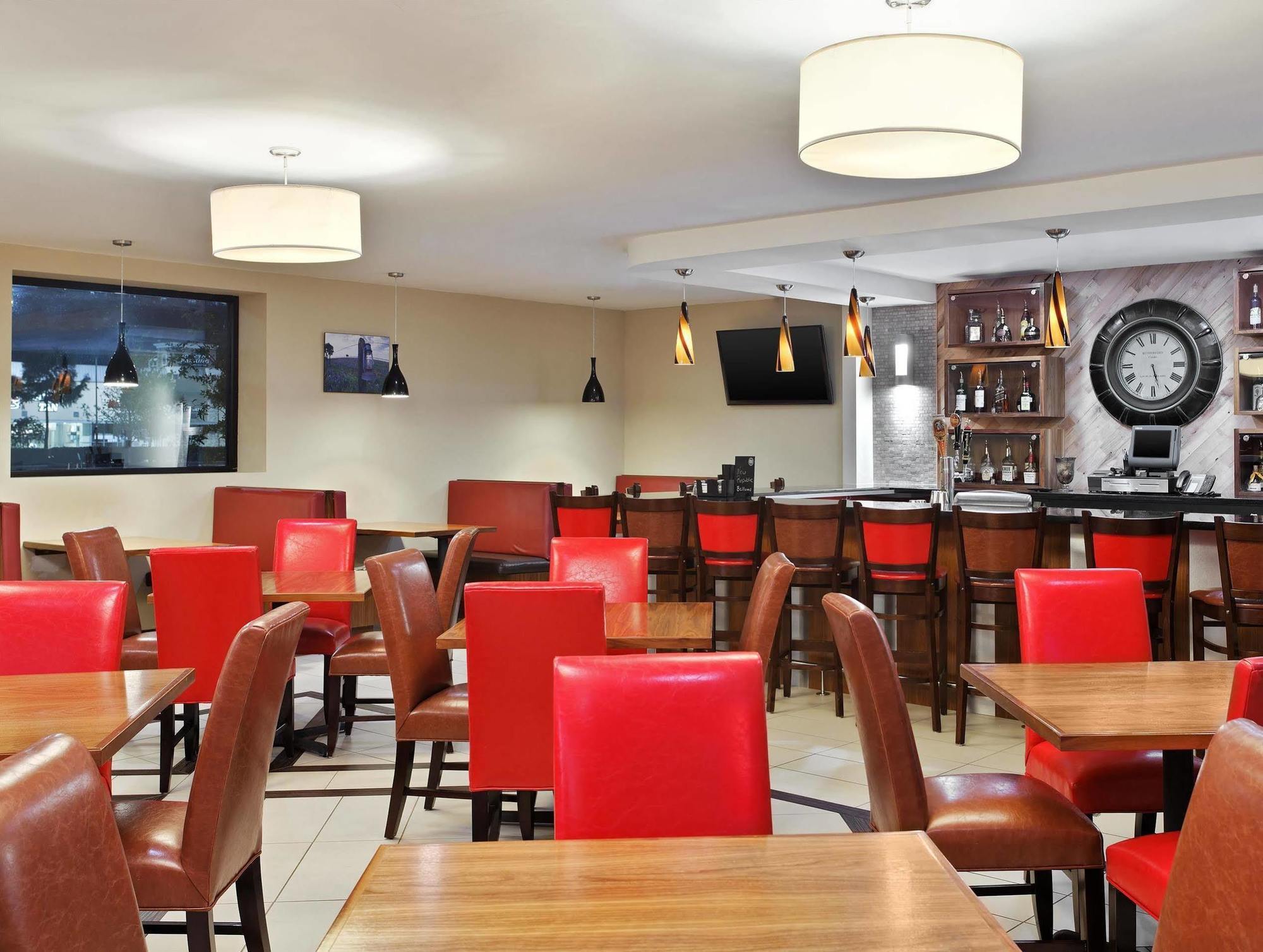 Four Points By Sheraton College Station Extérieur photo