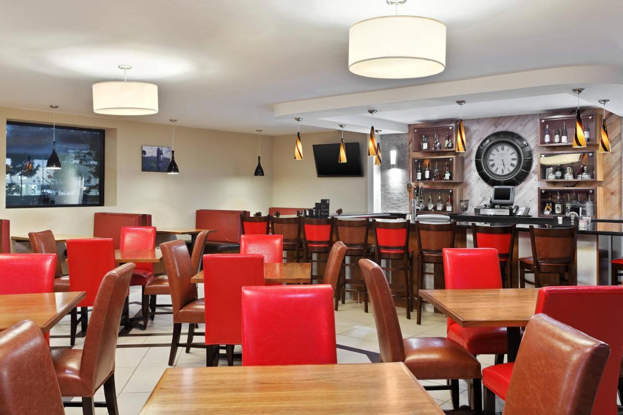 Four Points By Sheraton College Station Extérieur photo